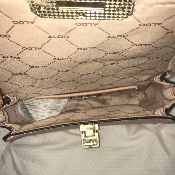 🍑Peach Purse🍑 - Picture 3 of 6